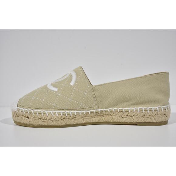 Chanel 20P Beige Canvas White Quilted CC Logo Classic Ballet Espadrille Flat 37 - Picture 9 of 12